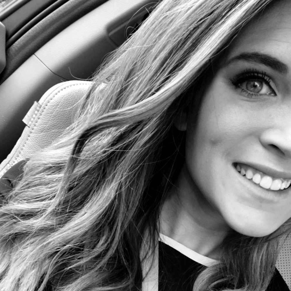 Meet your Posher, Cassandra